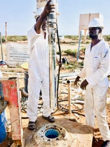 Read more about the article Wakaaladda Horumarinta Biyaha Puntland aya dayactir ku samaysay ceelka biyaha Deegaanka Xasbahalle ee Gobolka Nugaal.